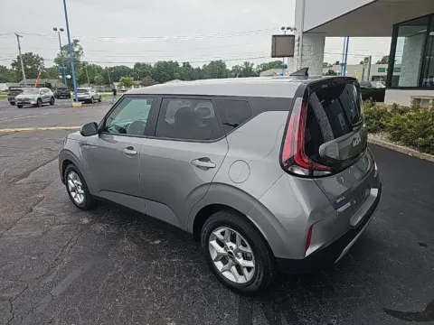 More photos of 2024 Kia Soul LX at RightDrive Muncie, IN