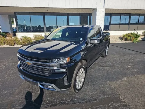Black 2020 Chevrolet Silverado 1500 High Country for sale in Muncie, IN
