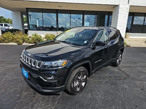 Another view of 2022 Jeep Compass Latitude Lux for sale in Muncie, IN at RightDrive Muncie