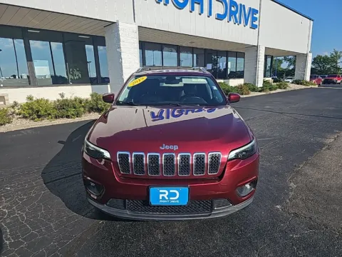 Photos of 2019 Jeep Cherokee Latitude Plus for sale in Muncie, IN at RightDrive Muncie