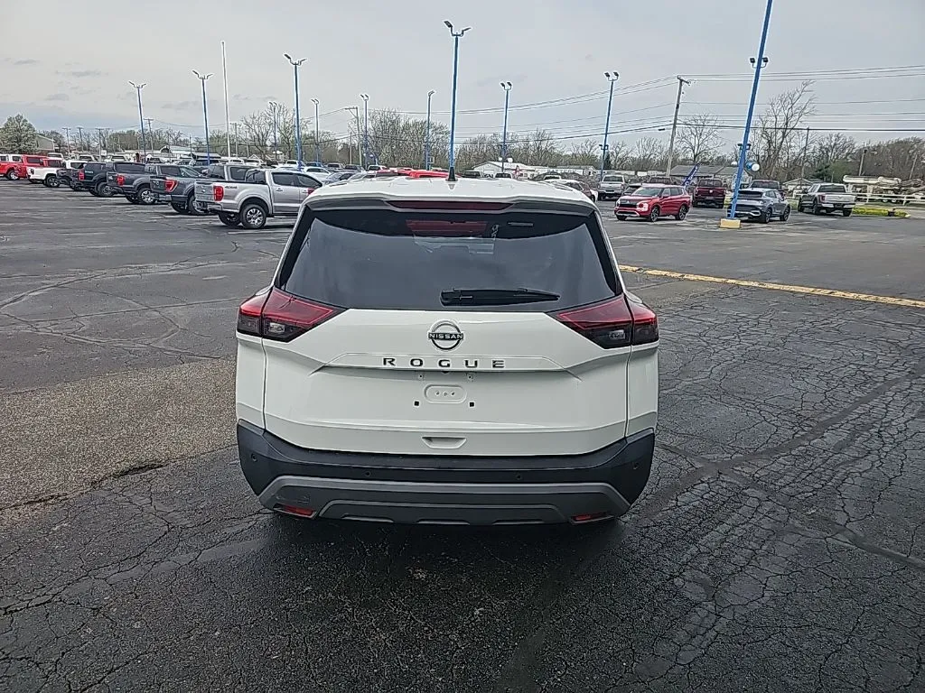 2023 Nissan Rogue S - Photo 6