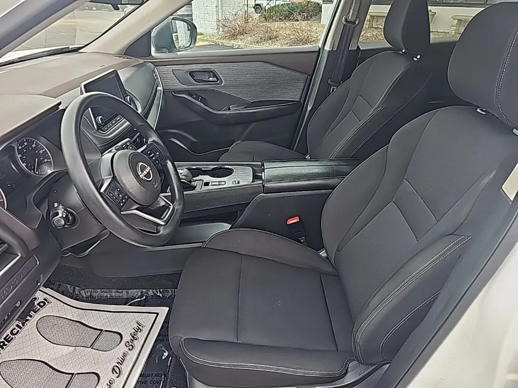 2023 Nissan Rogue S - Photo 17