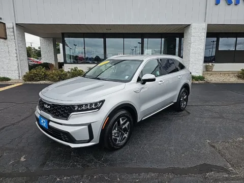 Another view of 2022 Kia Sorento Hybrid S for sale in Muncie, IN at RightDrive Muncie