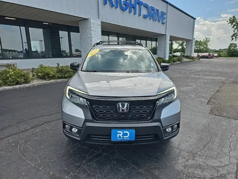 Photos of 2019 Honda Passport EX-L for sale in Muncie, IN at RightDrive Muncie