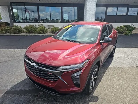 Red 2024 Chevrolet Trax 1RS for sale in Muncie, IN
