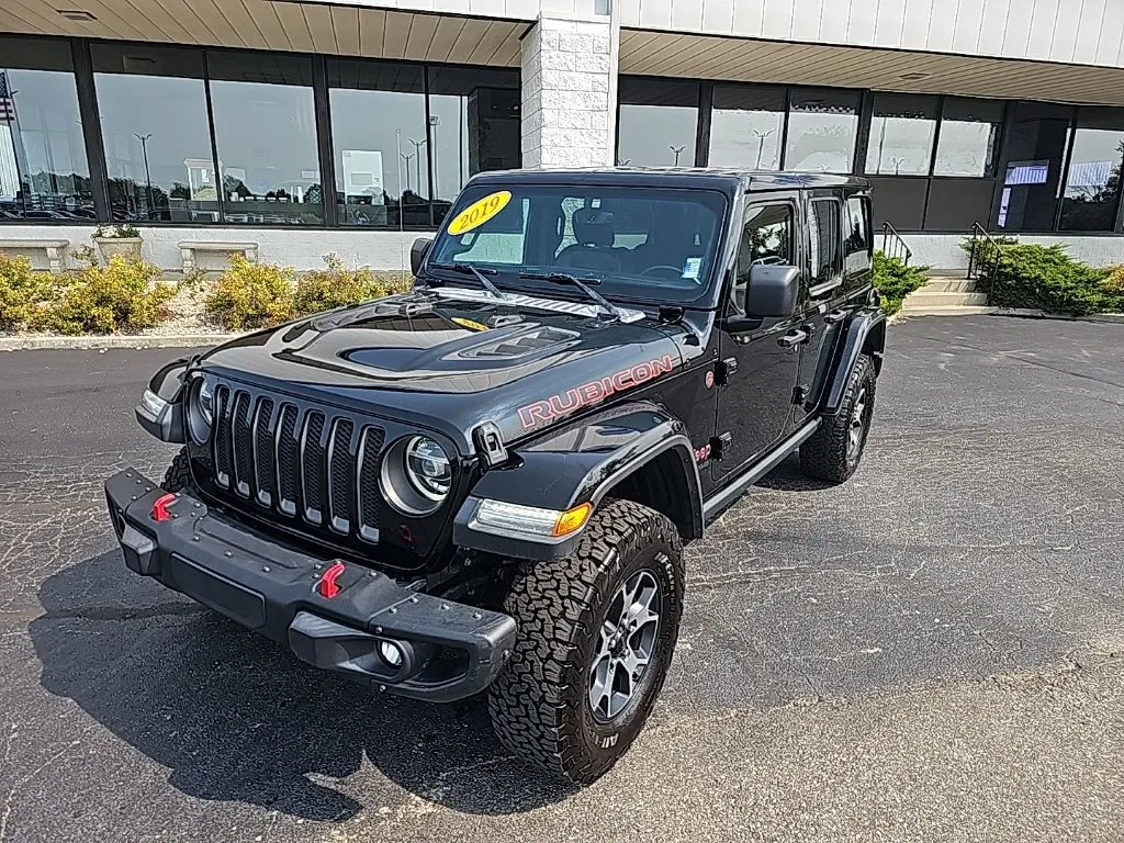 Black 2019 Jeep Wrangler Unlimited Rubicon for sale in Muncie, IN