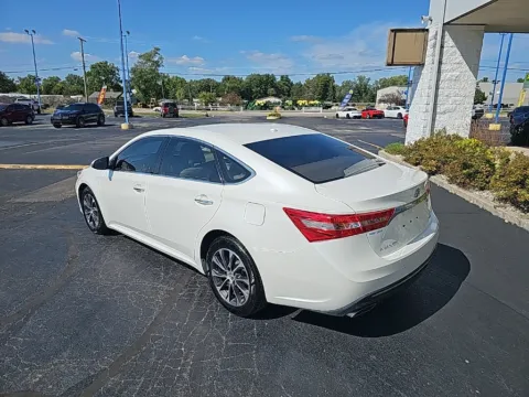More photos of 2018 Toyota Avalon XLE Premium at RightDrive Muncie, IN