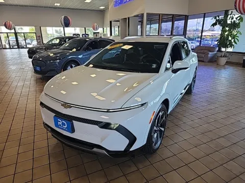White 2024 Chevrolet Equinox EV LT for sale in Muncie, IN