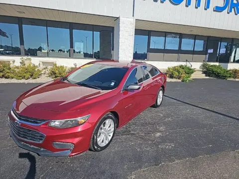 Another view of 2018 Chevrolet Malibu LT for sale in Muncie, IN at RightDrive Muncie