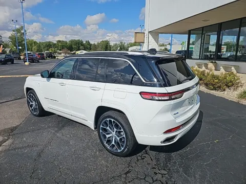 More photos of 2023 Jeep Grand Cherokee Summit Reserve 4xe at RightDrive Muncie, IN