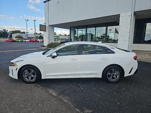 More photos of 2023 Kia K5 LXS at RightDrive Muncie, IN