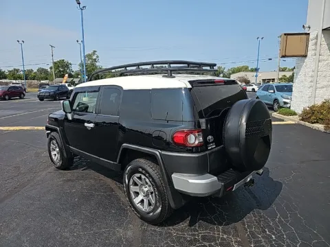 More photos of 2014 Toyota FJ Cruiser at RightDrive Muncie, IN