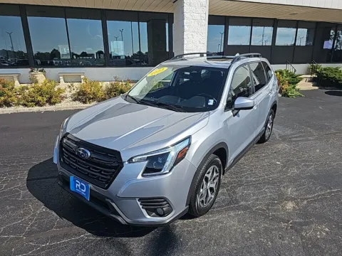 Silver 2023 Subaru Forester Premium for sale in Muncie, IN