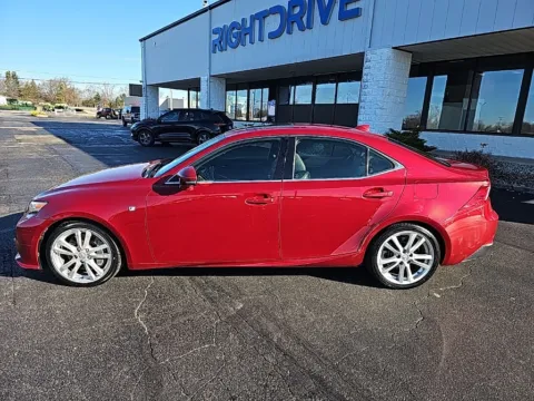 More photos of 2014 Lexus IS 350 at RightDrive Muncie, IN