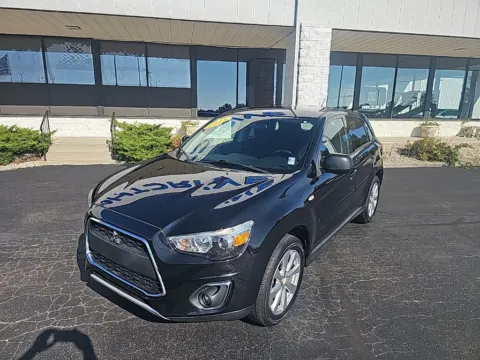 Black 2015 Mitsubishi Outlander Sport ES for sale in Muncie, IN