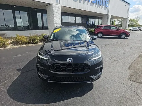 Photos of 2023 Honda HR-V EX-L for sale in Muncie, IN at RightDrive Muncie