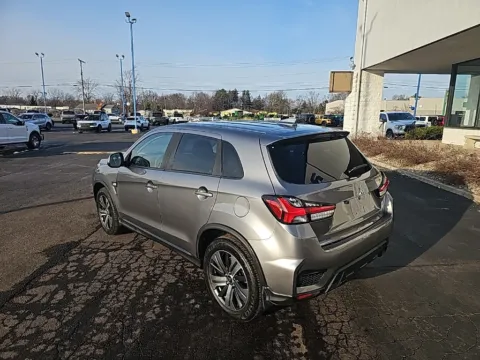 More photos of 2020 Mitsubishi Outlander Sport 2.0 ES at RightDrive Muncie, IN