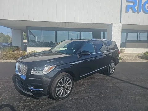 Another view of 2020 Lincoln Navigator L Reserve for sale in Muncie, IN at RightDrive Muncie