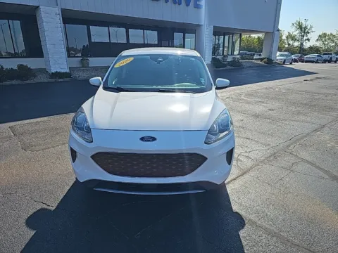 Photos of 2020 Ford Escape SE for sale in Muncie, IN at RightDrive Muncie