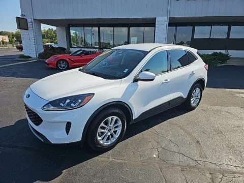 Another view of 2020 Ford Escape SE for sale in Muncie, IN at RightDrive Muncie