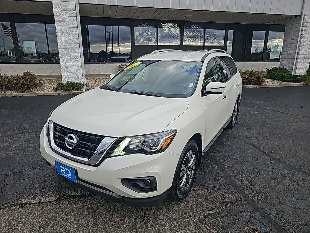 2020 Nissan Pathfinder SL