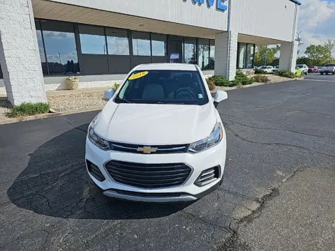 Photos of 2018 Chevrolet Trax LS for sale in Muncie, IN at RightDrive Muncie