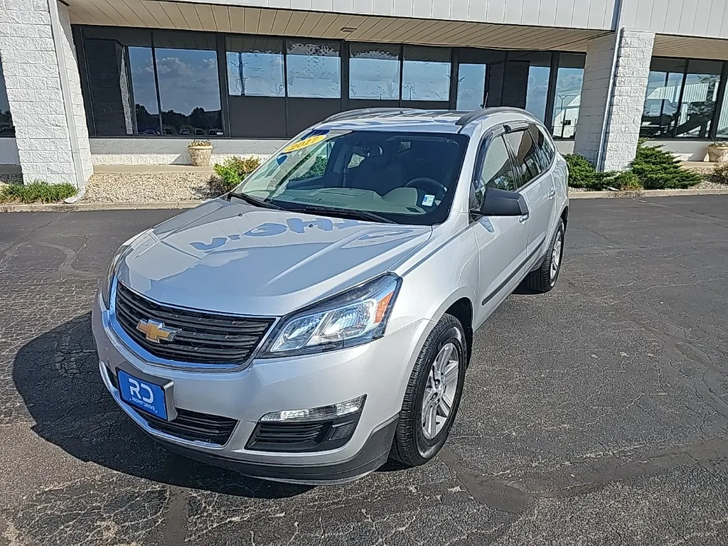 2017 Chevrolet Traverse LS