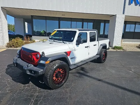 Another view of 2021 Jeep Gladiator Sport for sale in Muncie, IN at RightDrive Muncie