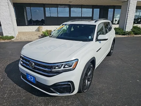 White 2021 Volkswagen Atlas 3.6L V6 SE w/Technology R-Line for sale in Muncie, IN