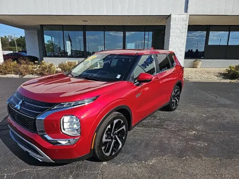 Another view of 2023 Mitsubishi Outlander PHEV SE for sale in Muncie, IN at RightDrive Muncie