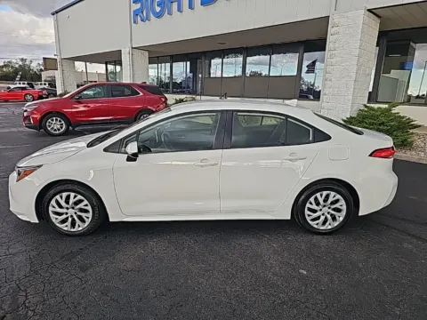 More photos of 2021 Toyota Corolla LE at RightDrive Muncie, IN