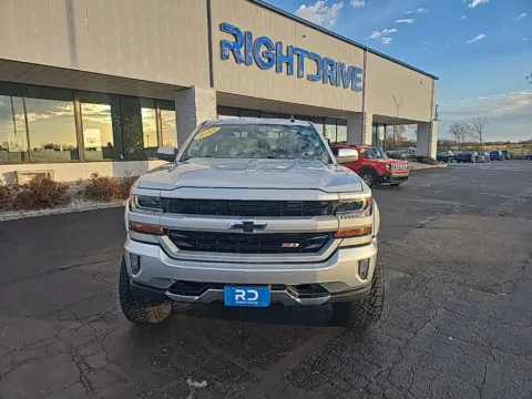 Photos of 2018 Chevrolet Silverado 1500 LT for sale in Muncie, IN at RightDrive Muncie