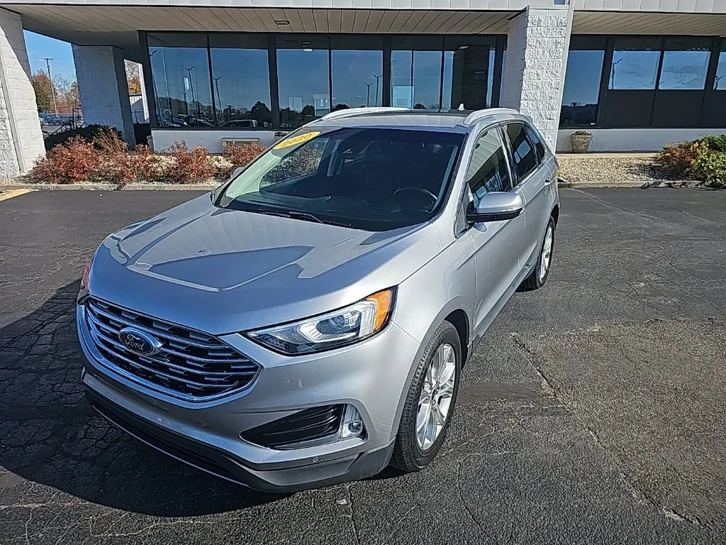 2020 Ford Edge Titanium