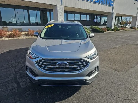 Photos of 2020 Ford Edge Titanium for sale in Muncie, IN at RightDrive Muncie
