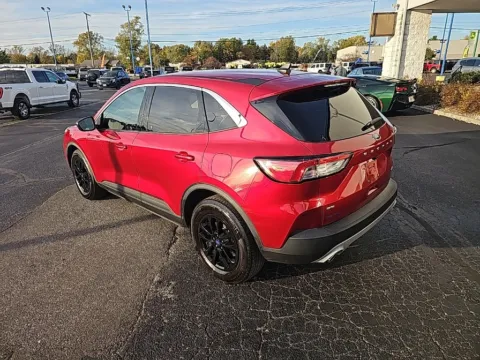 More photos of 2022 Ford Escape SE at RightDrive Muncie, IN