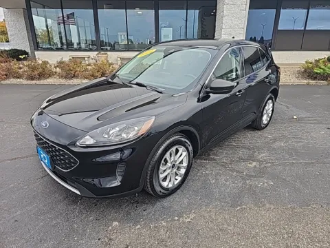 Another view of 2022 Ford Escape Hybrid SE for sale in Muncie, IN at RightDrive Muncie