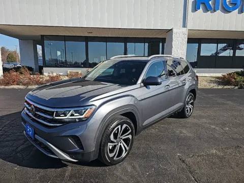 Another view of 2021 Volkswagen Atlas 2.0T SEL Premium for sale in Muncie, IN at RightDrive Muncie