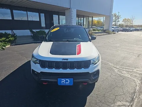 Photos of 2024 Jeep Compass Trailhawk for sale in Muncie, IN at RightDrive Muncie