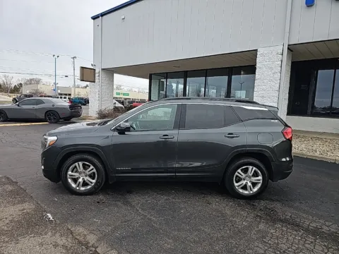 More photos of 2020 GMC Terrain SLE at RightDrive Muncie, IN