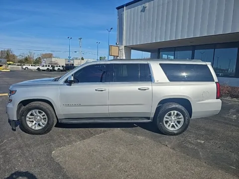 More photos of 2019 Chevrolet Suburban LT at RightDrive Muncie, IN