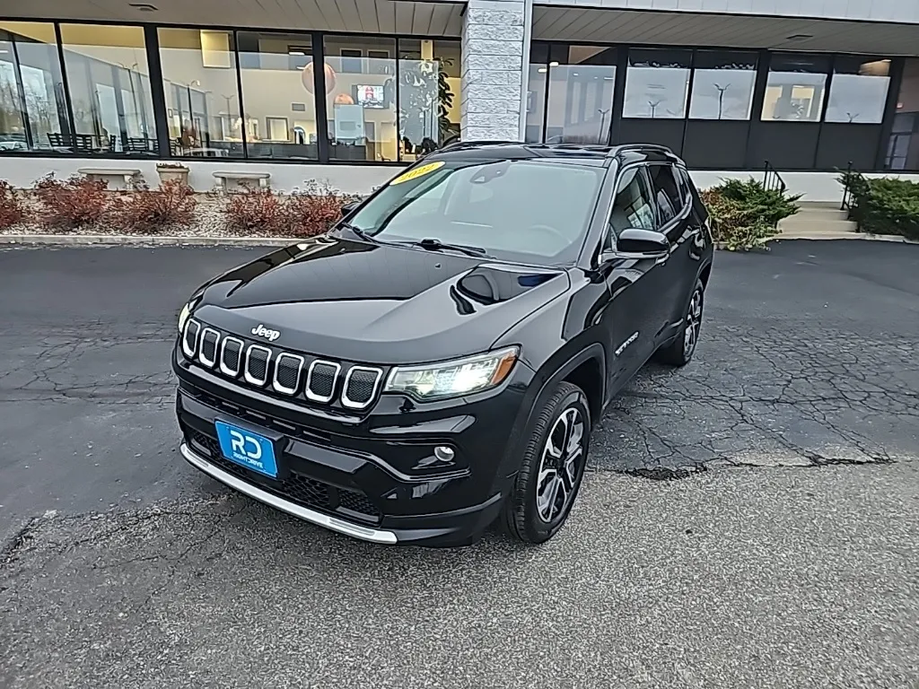2022 Jeep Compass Limited's photo