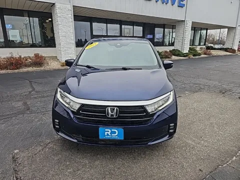 Photos of 2021 Honda Odyssey Elite for sale in Muncie, IN at RightDrive Muncie