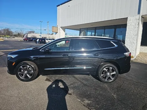 More photos of 2022 Buick Enclave Essence at RightDrive Muncie, IN