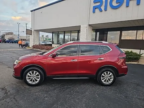 More photos of 2018 Nissan Rogue SV at RightDrive Muncie, IN