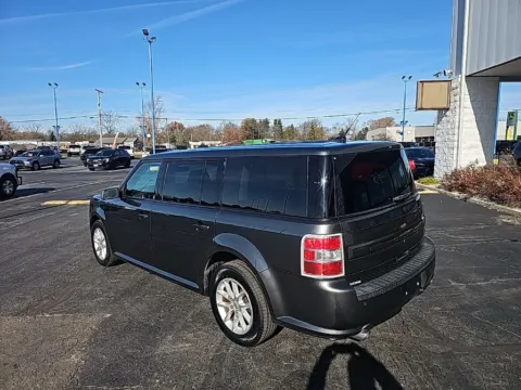 More photos of 2018 Ford Flex SE at RightDrive Muncie, IN