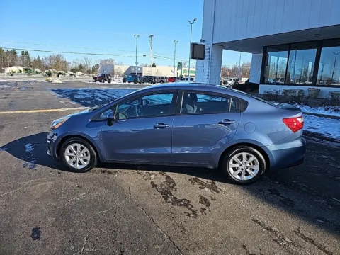 More photos of 2016 Kia Rio LX at RightDrive Muncie, IN