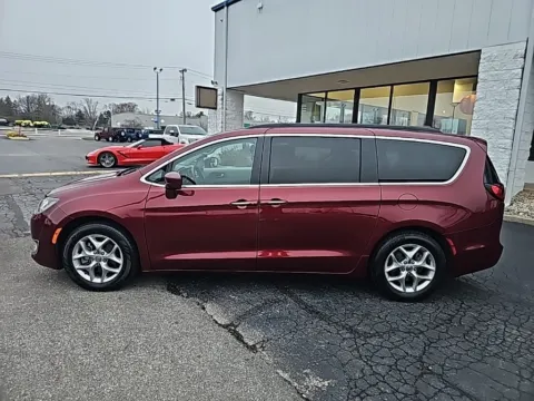 More photos of 2019 Chrysler Pacifica Touring Plus at RightDrive Muncie, IN