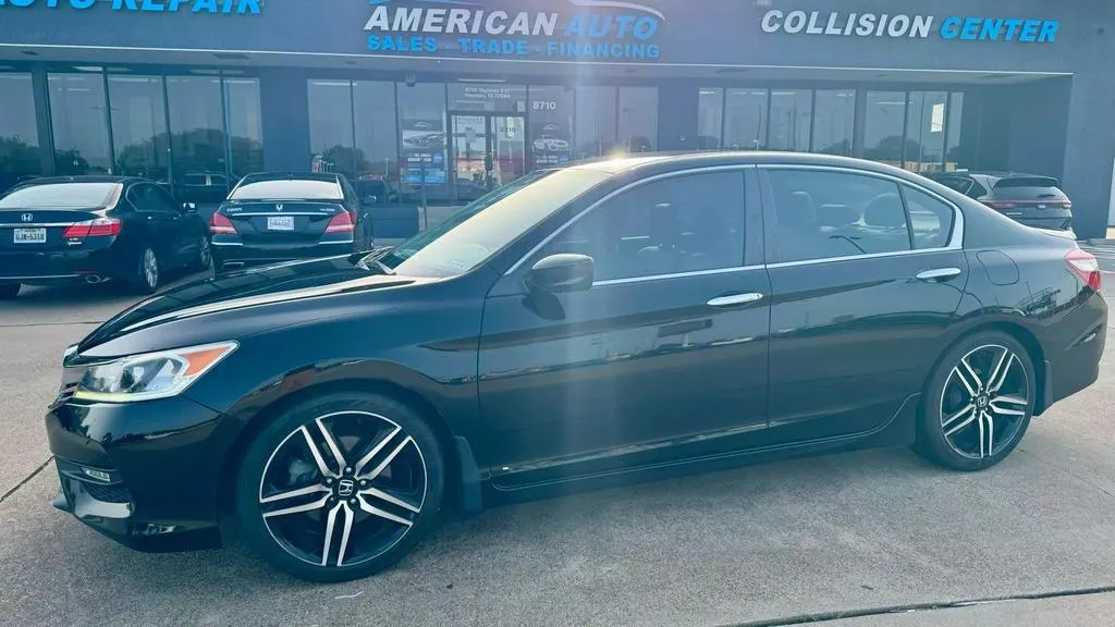 2017 Honda Accord Sport SE Sedan 4D for sale in Houston, TX