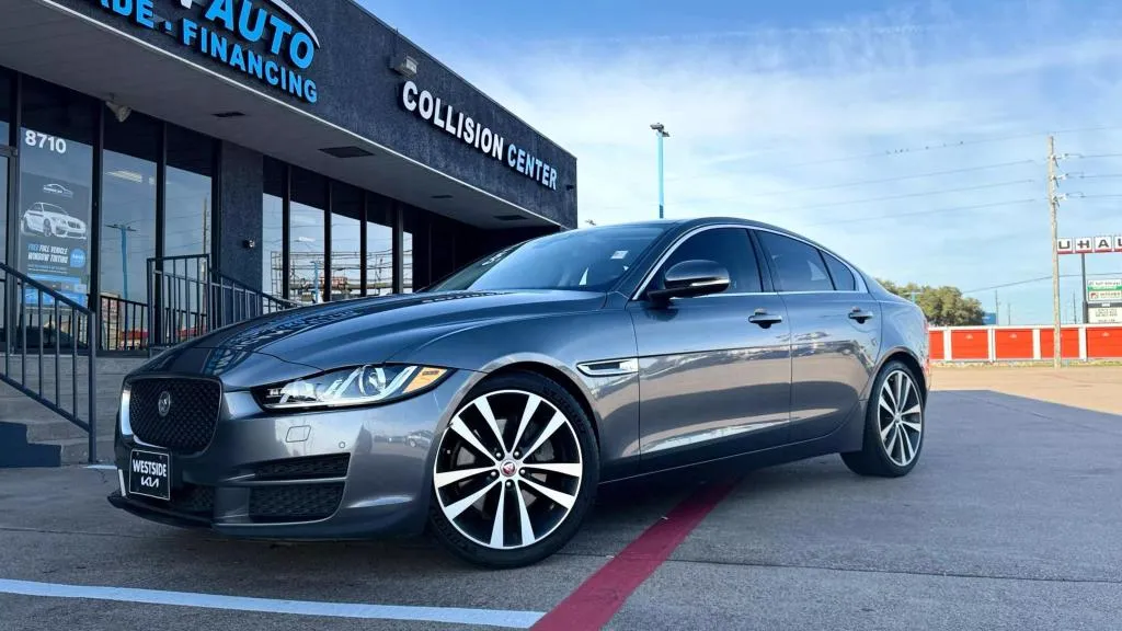 4944130737759937368allejaguar Xe 25t Prestige 2018 Suv Drivehtml