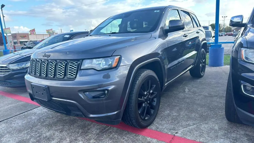 2019 Jeep Grand Cherokee Altitude Sport Utility 4D for sale in Houston, TX